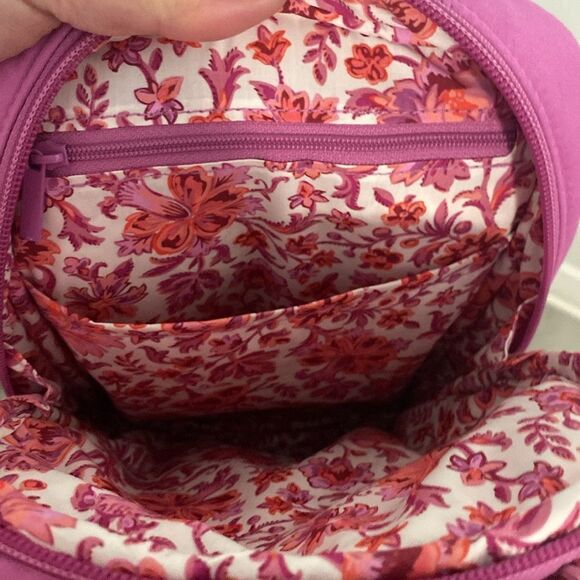 NWT-VERA BRADLEY - 2 in 1-Rich Orchid (pink) Utility Sling Backpack/Fanny pack - Picture 11 of 11